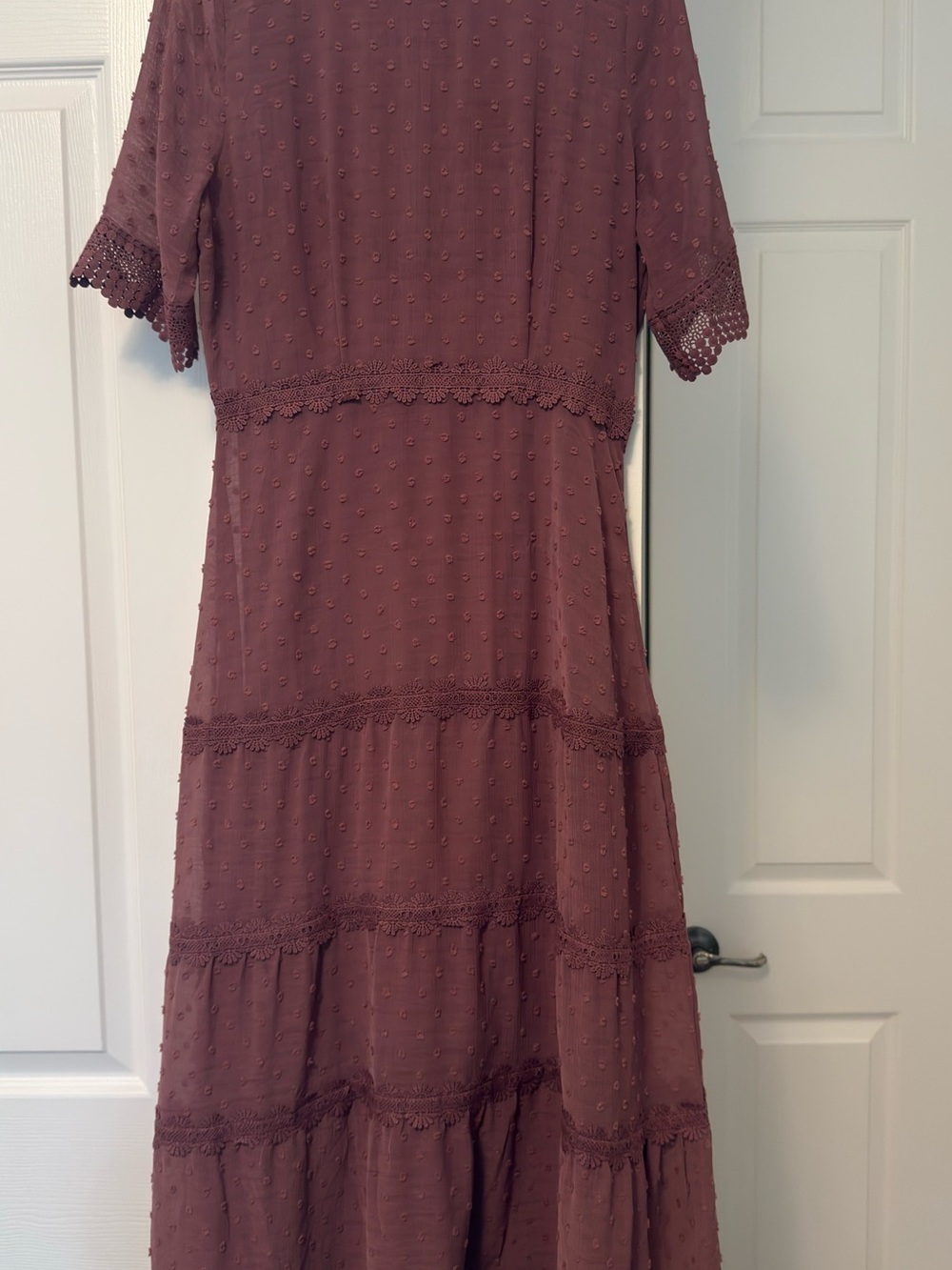 Lulus Women’s Mauve Swiss Dot Lace Midi Dress Size M Dust Rose Party Dress - Picture 3 of 9